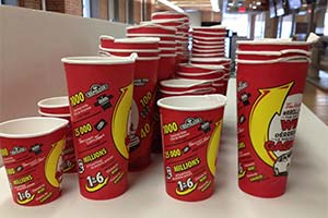 Мужчина арестован за воровство стаканчиков Tim Hortons