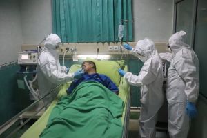 В Онтарио 1,824 новых случаев COVID-19, 203 человека в интенсивной терапии